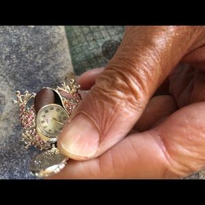 Suzanne Somers watch